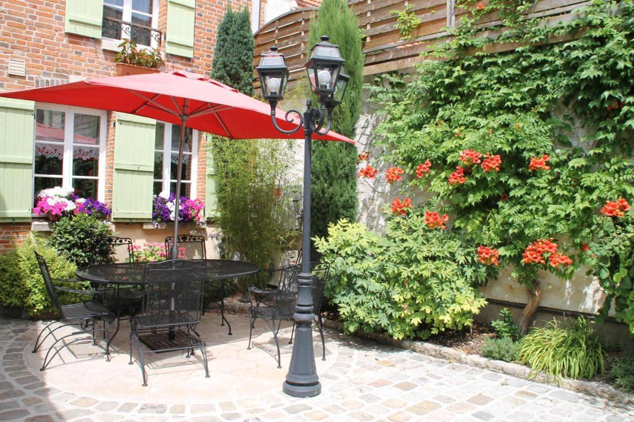 Chambres D'Hotes : La Cour D'Etrepy Le Mesnil-sur-Oger 외부 사진